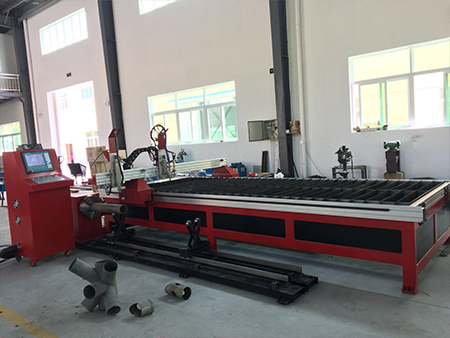 台式数控管板一体机