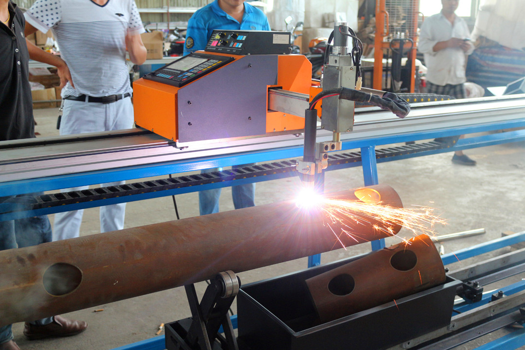 便携式管板一体机